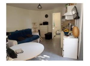 Appartements Logement au centre du village de Cabries. : Studio