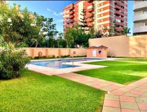 Estudio soleado y bien ubicado