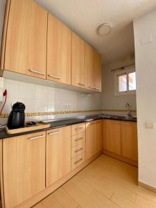 Estudio soleado y bien ubicado