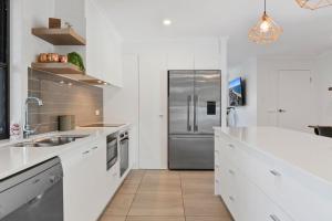 4 bedroom gem with air conditioning, a great outdoor area including pool and you can bring a small dog.