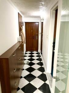 TRIANGLE CITY Apartment 1