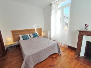 Appartements L'Alexiane, Centre Luchon, parking, wifi : photos des chambres