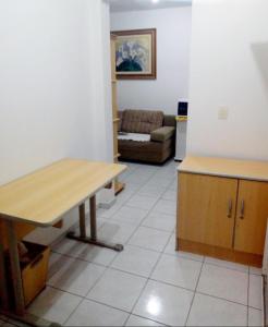 APARTAMENTO 10 min de CRICIUMA em IÇARA-SC - 2 quartos - 3 Ar-Condicionado split - Cozinha equipada - Banheiro - Garagem coberta e Wi-Fi - Anfitriã Superhost no BnB