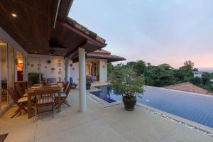 Katamanda villa Moon 3 Bed seaview near Kata Beach