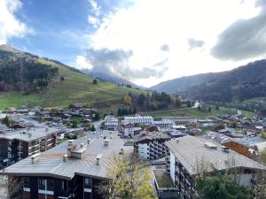 T2 avec Coin Nuit, Sud, Vue Montagnes, Wi-Fi, Non-Fumeur - FR-1-437-99