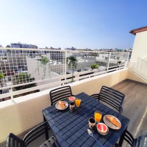 Sea Breeze Central, 2bed
