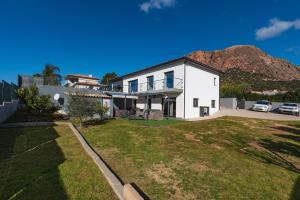 Maisons de vacances Ajaccio, magnifique villa avec piscine privee 8 personnes : photos des chambres