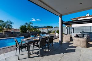 Maisons de vacances Ajaccio, magnifique villa avec piscine privee 8 personnes : photos des chambres