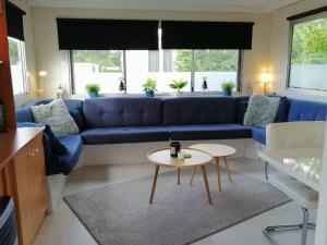 Stacaravan op 5 Sterren Vakantiepark De Kuilart Friesland aan het Meer met Zwembad 5P 237