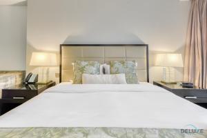 Regal Studio at The Address Residences Dubai Marina by Deluxe Holiday Homes