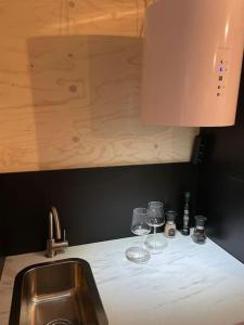 Trevligt minihus mitt i centrum Välkommen till 14b