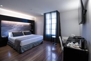 Superior Double or Twin Room room in Catalonia Catedral