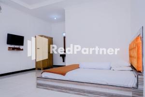 Villa Ikhbar Ciletuh RedPartner