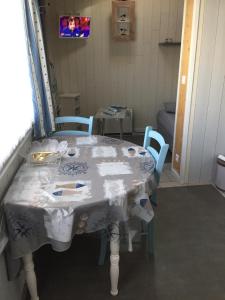 Petite maison dans le jardin