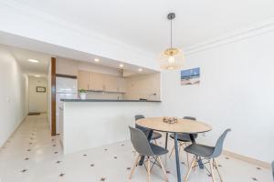 1014 Apartamento al lago San Maurici 1 habitación y piscina by homeselectspain