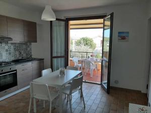 R19 - Bilocale in residence con piscine