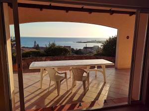 Maisons de vacances Maison de 3 chambres a Sartene a 400 m de la plage avec vue sur la mer jardin amenage et wifi : photos des chambres