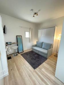 Appartements Studio Neuf, Meuble Options Clim et parking : photos des chambres