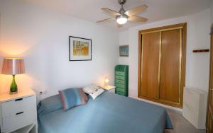 Apartamento con WiFi y parking a 50 metros de la playa Cargador - ALBERT VILLAS