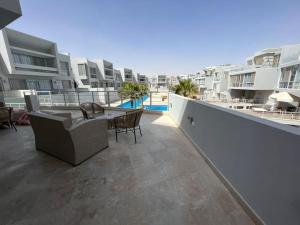 Ground floor one bedroom overlooking the pool.