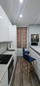 Appartement très lumineux porte de Saint-Cloud - F3 avec suite parentale