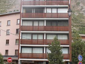 Appartement au centre, près des pistes, avec WIFI, jusquà 6 personnes - FR-1-519-11