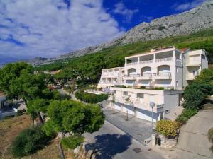 Apartment in Brela with sea view, terrace, air conditioning, WiFi 201-1 