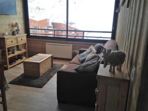 Beau 2P rénové, ski aux pieds, 5 pers, wifi - FR-1-178-127