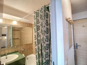 Studio cabine 4 pers, ski aux pieds, Les Menuires - FR-1-178-298