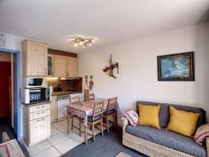 2 Pièces 4 Pers, Ski aux Pieds, Les Menuires - FR-1-178-307