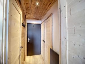 2 pièces rénové 4 pers, ski aux pieds, balcon, WiFi, au pied des pistes ! - FR-1-178-309