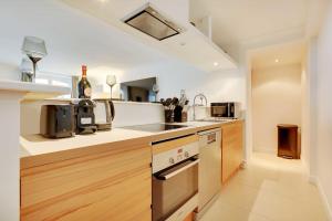 Elegant apartment - 2BD-6P - Avenue Montaigne