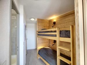 Studio rénové cabine 4 pers, pied des pistes, balcon - FR-1-178-54