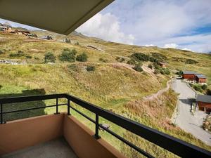 2 pièces 4 pers, balcon sud, parking, Les Menuires - FR-1-178-48