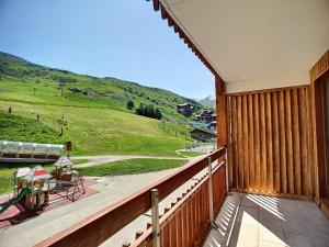 2 pièces 4 pers, ski aux pieds, Les Menuires - FR-1-178-31