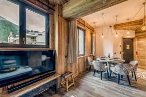 Appart'hotels HOTEL LE VAL D'ISERE : photos des chambres