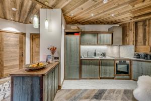 Appart'hotels HOTEL LE VAL D'ISERE : photos des chambres