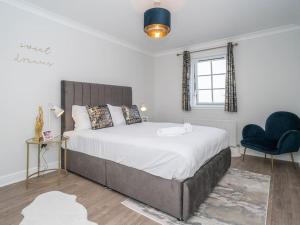 Luxury 2Bed 2Bath Flat in City Centre- Free Parking!