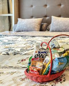 2 Bedroom apartment on Central Park Mall