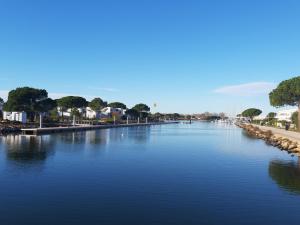 Location Chambre dhôtes Grau du Roi Mas des Marines Piscine Adult only