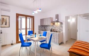 1 Bedroom Cozy Apartment In Siracusa