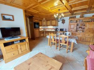 Appartements Appartement Samoens, 3 pieces, 4 personnes - FR-1-624-54 : photos des chambres