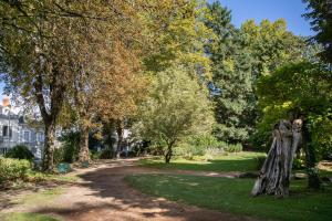 Appartements Les Arenes - 2 chambres - Climatise avec Balcon : photos des chambres