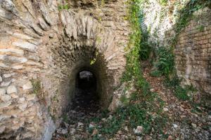 Appartements Les Arenes - 2 chambres - Climatise avec Balcon : photos des chambres