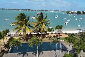 Grand Baie Villa des amis sur la plage. - Sottise