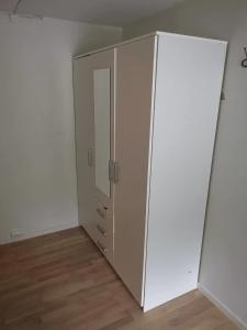 Big, spacious apartment with free parking