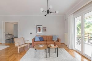 Homey 2BR Apartment in Cholargos by UPSTREET