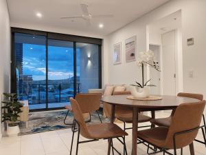 City Escape House at Cultural Centre Precinct