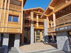 Appartement de Standing au Centre des Gets, Proche Pistes, 2 Ch, Terrasse, Parking, WiFi - FR-1-623-6