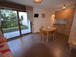 Appartement au centre des Gets avec terrasse, garage et WIFI - FR-1-623-161